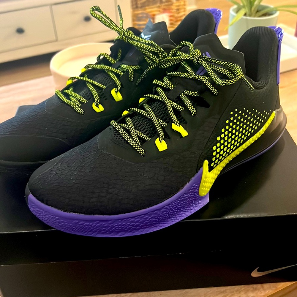 Nike Mamba Fury Kobe Reverse Lakers Away Mens Sneakers